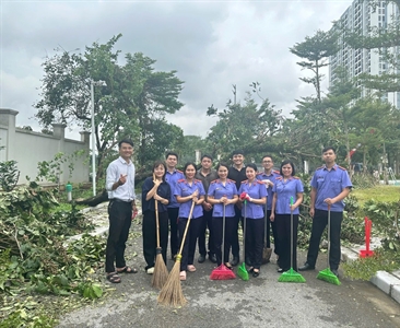 Đoàn thanh niên VKSND thành phố Hà Nội ra quân khắc phục hậu quả cơn bão số 03